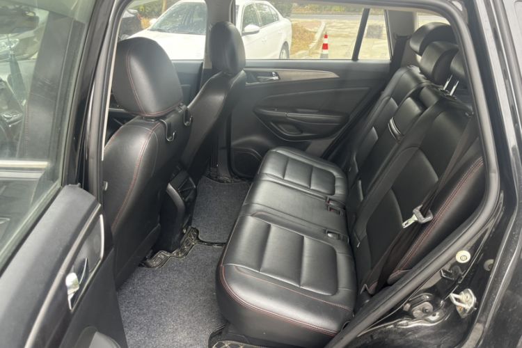 Used CHANGAN CS75 2014 2.0L Manual Luxury Version China V Standard
