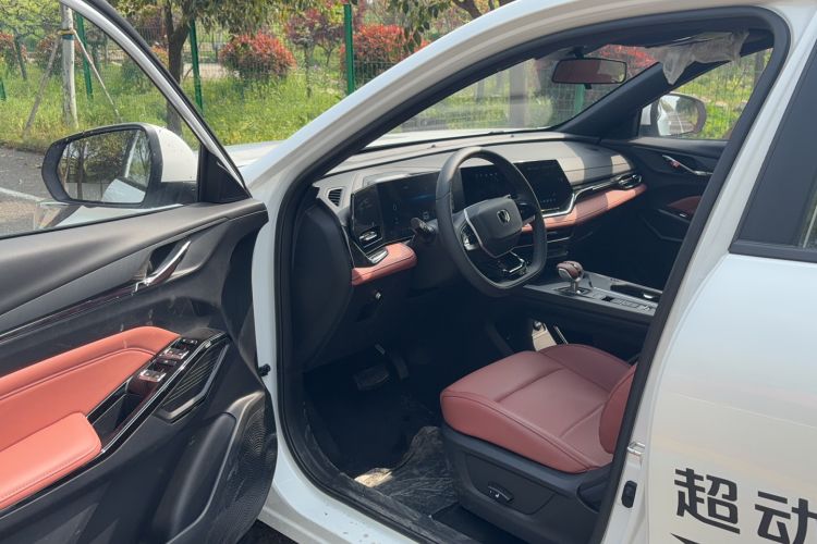 Used CHANGAN X5 PLUS 2026 Model, Second Generation, 1.5T Excellence PRO Interior 1