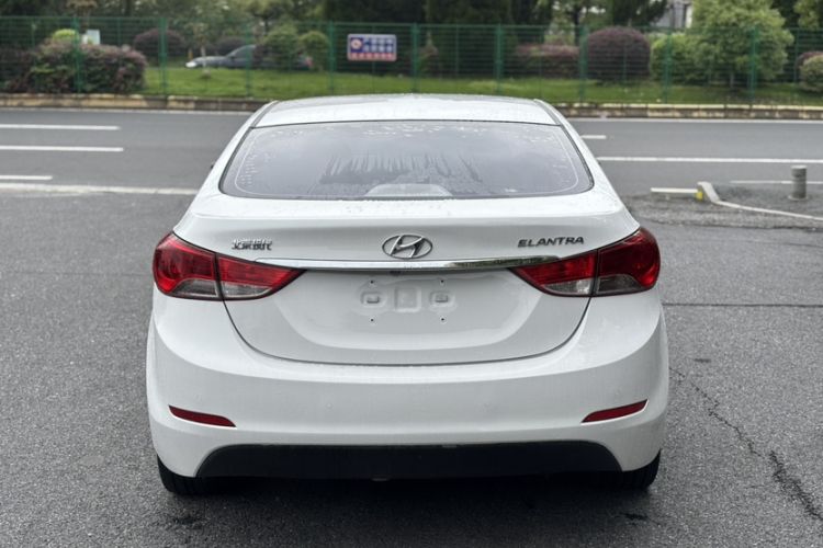 Used Hyundai Elantra (5th Generation / Langdong) 2015 1.6L Automatic Luxury Model