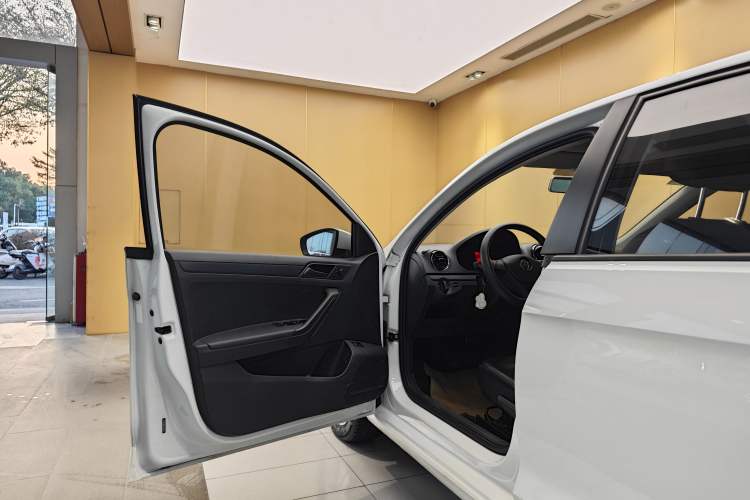 Used Volkswagen Jetta 2019 Dream Edition 1.5L Manual Fashion Version