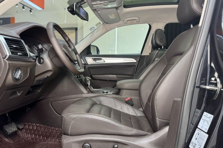 Used Volkswagen Teramont 2019 380TSI Four-Wheel Drive Luxury Version China V Standard Interior 3