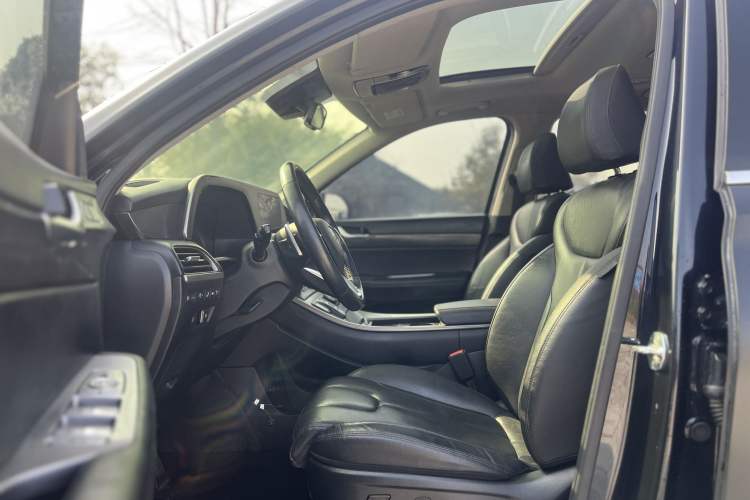 Used Hyundai Palisade 2021 3.5L Automatic 4x4 GLS
