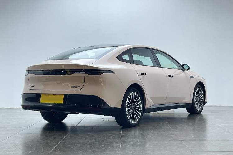 Used Nissan N7 2025 510 Pro