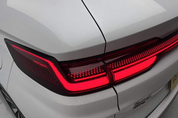 Used BYD Song PLUS New Energy 2024 HONOR Edition DM-i 110km Flagship PLUS Exterior 11