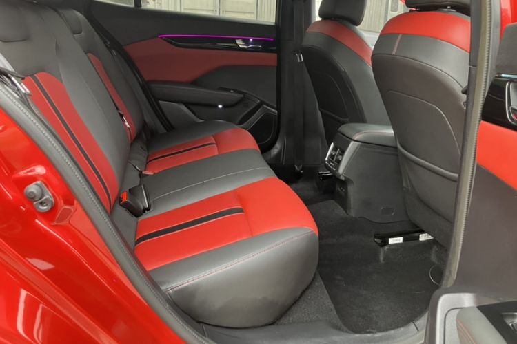 Used Dongfeng Aeolus Yixuan 2020 230T Automatic Dazzle Track Rider Edition
