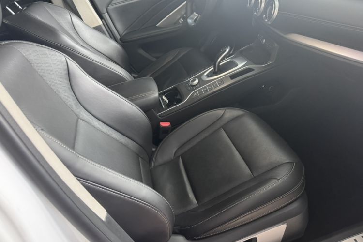 Used Wey VV6 2021 2.0T Two-Wheel Drive Smart Plus