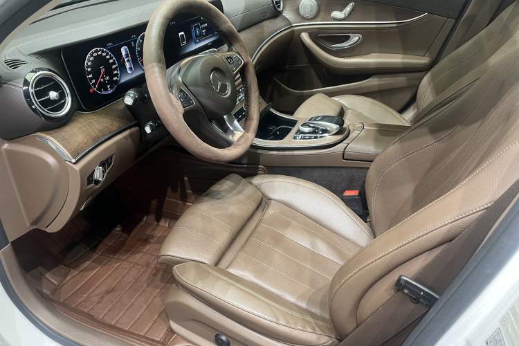 Used Mercedes-Benz E-Class 2018 Facelift E 200 L
