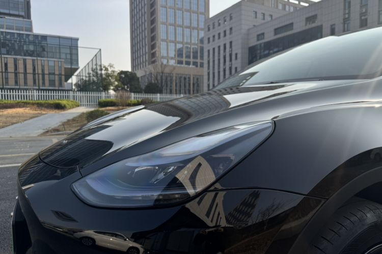 Used Tesla Model Y 2023 Rear-Wheel-Drive Version