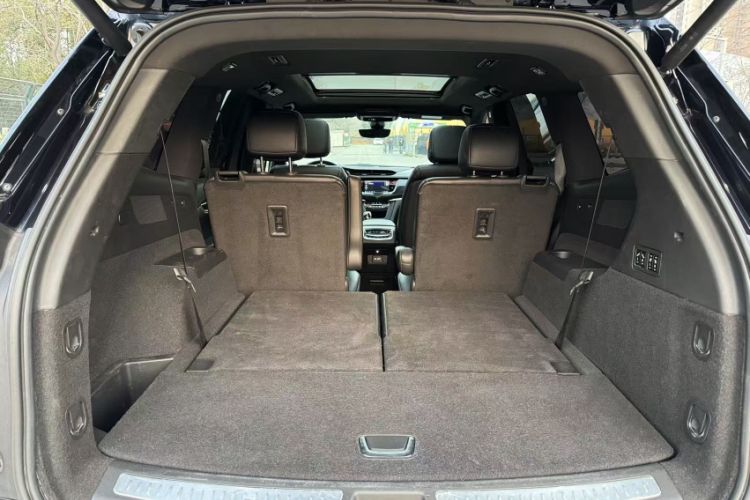 Used Cadillac XT6 2022 2.0T Six-Seater Four-Wheel Drive Luxury 120th Anniversary Limited Edition
