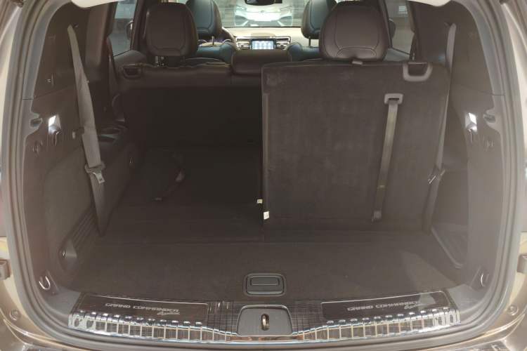 Used Jeep Grand Commander 2018 2.0T Four-wheel Drive Premium Edition China VI
