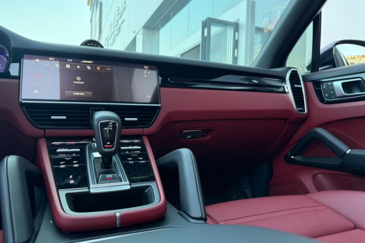 Used Porsche Cayenne 2022 Cayenne 3.0T Platinum Edition