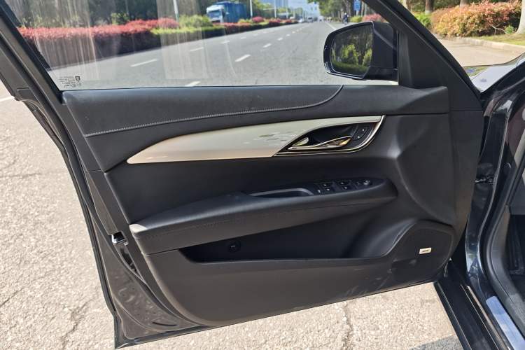 Used Cadillac ATS-L 2016 28T Fashion Edition Interior 1