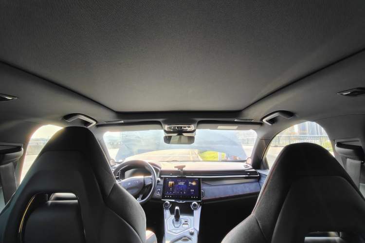 Used Lynk & Co 05 2020 2.0TD Four-Wheel Drive HypeHalo
