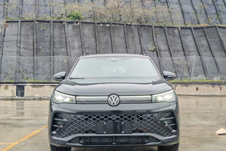 Used Volkswagen Tiguan L 2024 PRO 380TSI Four-Wheel Drive R-Line Prestige Edition
