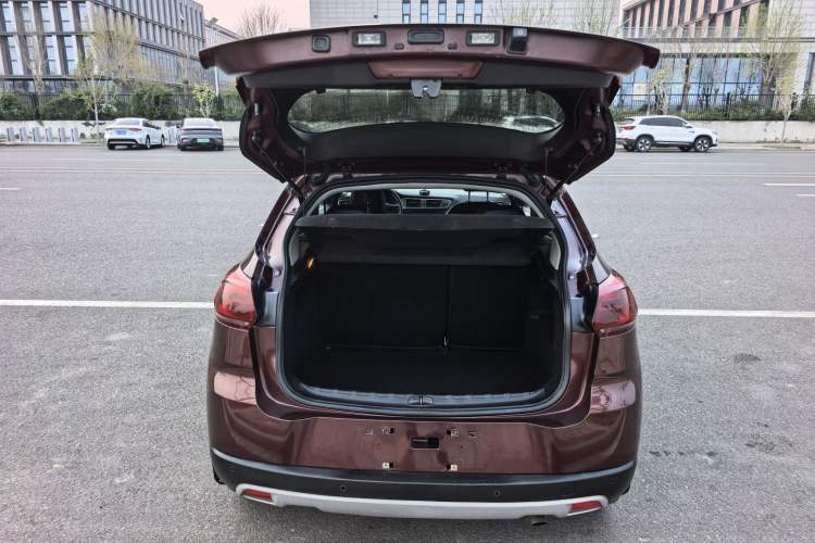 Used Citroen C3-XR 2015 1.6L Automatic Smart Version Trunk