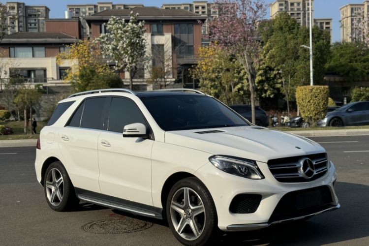 Used Mercedes-Benz GLE 2017 GLE 400 4MATIC
