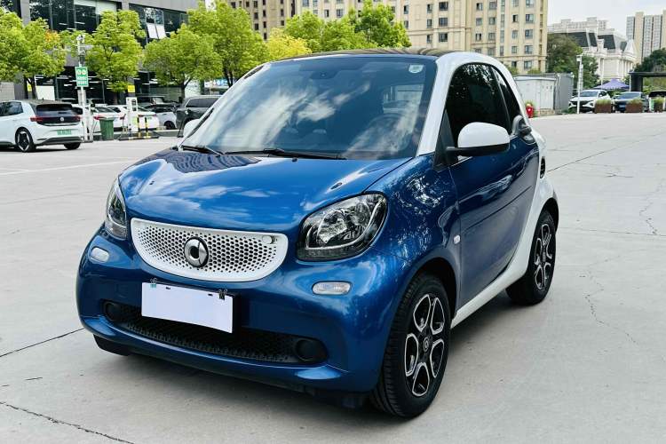 Used smart fortwo 2019 0.9T 66kW Hardtop Wind Power Edition China VI
