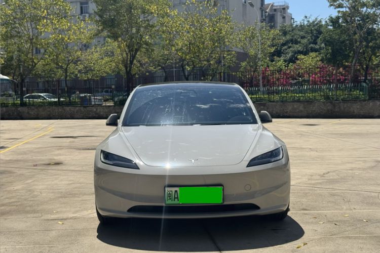 Used Tesla Model 3 2023 Rear-Wheel-Drive Version
