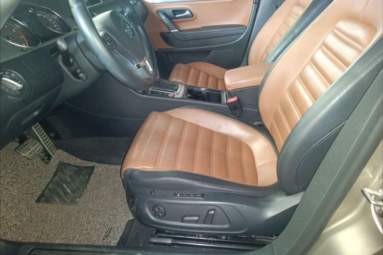 Used Volkswagen FAW-Volkswagen CC 2015 2.0 TSI Ultimate Model