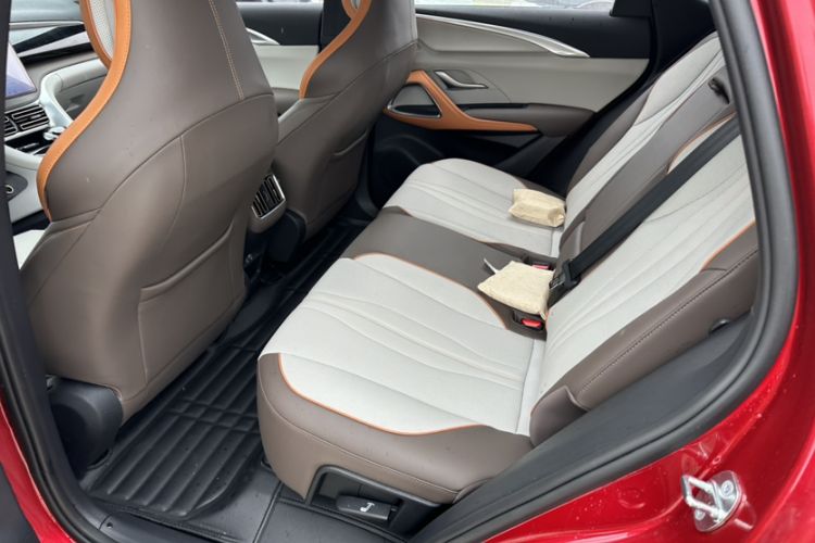 Used BYD Song Pro New Energy 2022 DM-i 110km Flagship Pro Model Interior 10