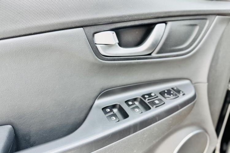 Used Hyundai ENCINO 2018 1.6T Dual-Clutch Zhilian Edition China V Standard Interior 6