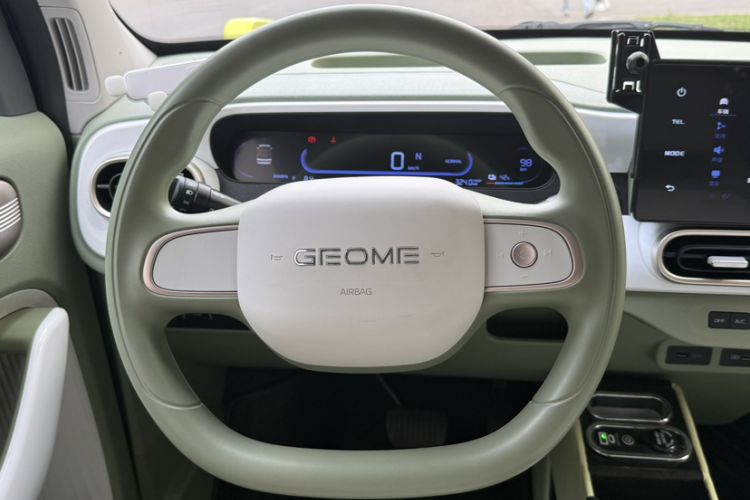 Used Geely Galaxy Panda 2025 210km Panda Rider Steering Wheel