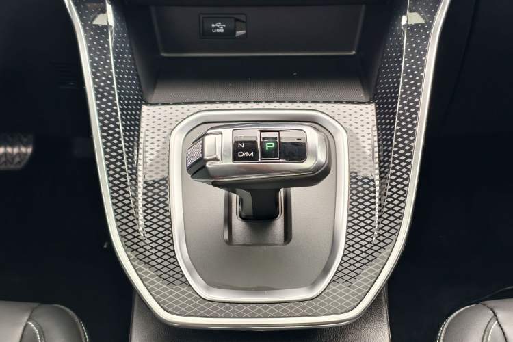 Used Haval M6 2021 PLUS 1.5T DCT Luxury Smart Connectivity Model