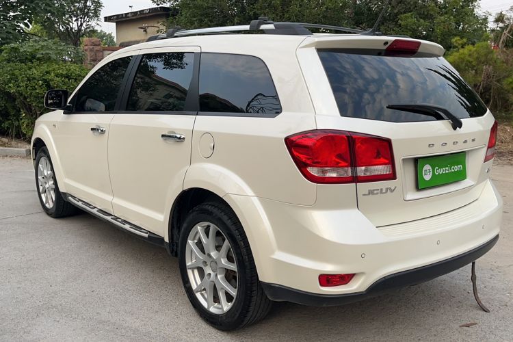 Used Dodge Journey 2013 2.4L Two-Wheel Drive Luxury Version