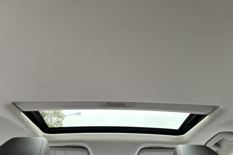 Used Dongfeng Aeolus Yixuan 2020 230T Automatic Xuan Yue Track Edition Headliner