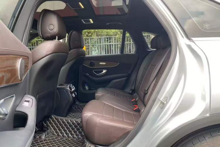 Used Mercedes-Benz GLC 2022 Second Facelift GLC 260 L 4MATIC Luxury Edition
