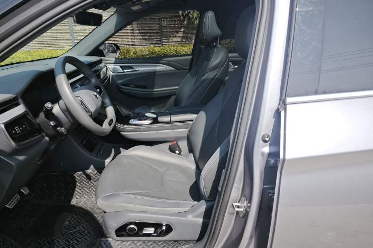 Used ARCFOX Alpha T 2022 653S+ 160kW
