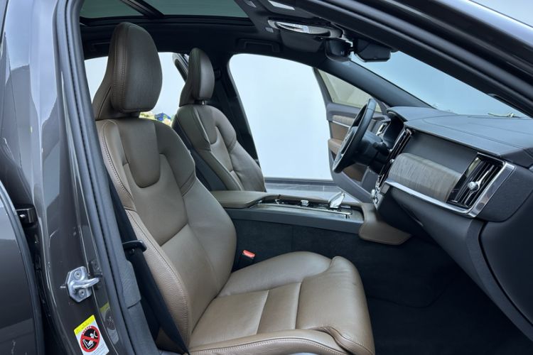 Used Volvo S90 2022 B5 Zhiyuan Luxury Edition