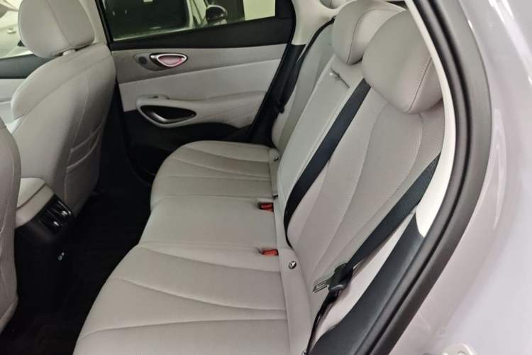 Used BYD Sealion 05 EV 2025 520 km Flagship SmartDrive Version Interior 4