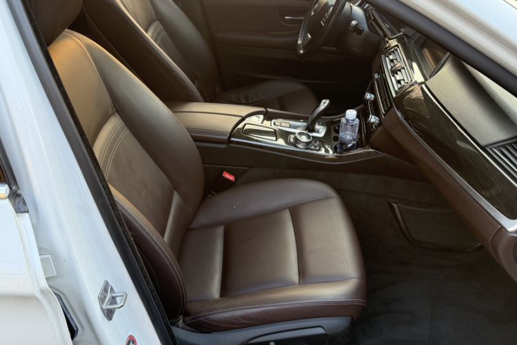 Used BMW 5 Series 2014 528Li Luxury Design Package
