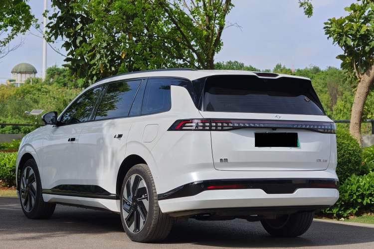 Used Dongfeng eπ eπ008 2025 210Ultra LikeYi Edition 6-Seater
