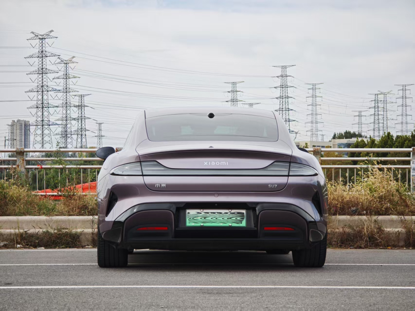 Xiaomi Auto SU7 2024 Rear-Drive Long-Range Intelligent Driving Version — снимка 15