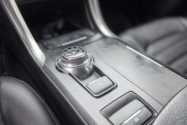 Used Ford Mondeo 2018 EcoBoost 180 Smart Control Fashion Model China VI Standard