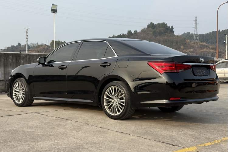 Used Toyota Crown 2015 2.5L Smart Edition
