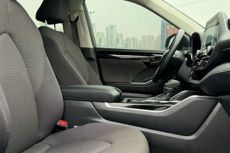 Used Toyota Highlander 2023 2.5L Smart Electric Hybrid Dual-Engine Two-Wheel Drive Elite Version 5 Seats