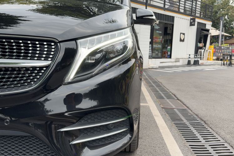 Used Mercedes-Benz V-Class 2021 V 260 L Long-wheelbase Luxury Edition