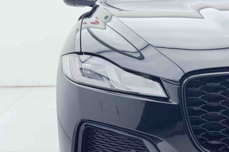 Used Jaguar F-PACE 2024 P250 R-Dynamic SE