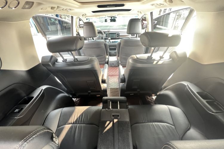 Used Honda Elysion 2016 2.4L Style Edition
