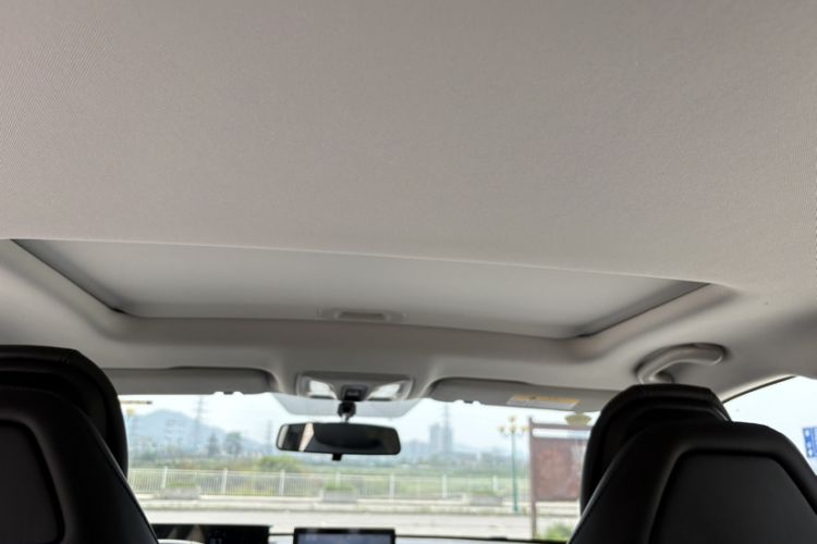 Used CHANGAN Eado 2025 Blue Whale 1.5T 500Bar Prestige Model Interior 7