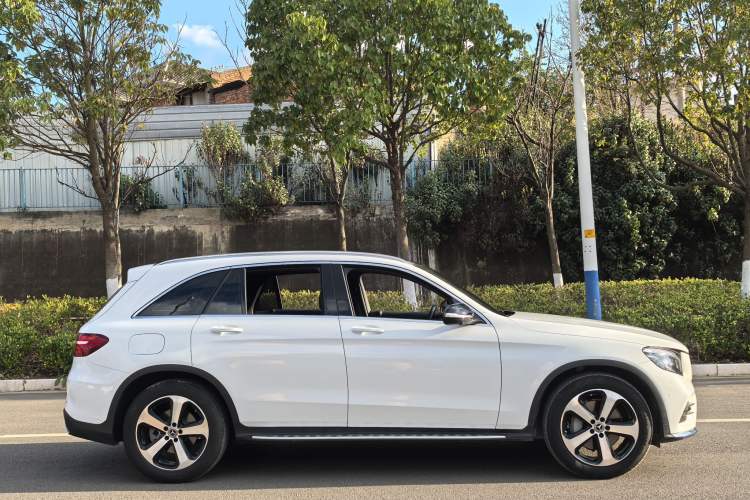 Used Mercedes-Benz GLC 2019 GLC 260 L 4MATIC Luxury Model