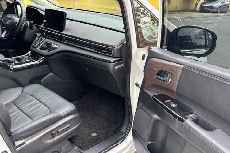 Used Honda Odyssey 2024 2.0L eHEV Sharp·Luxury Edition