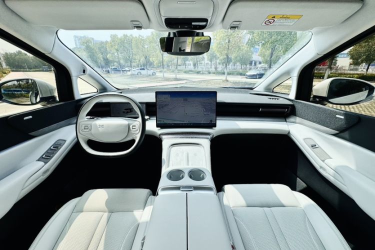 Used XPeng X9 2024 610 Long-Range Pro