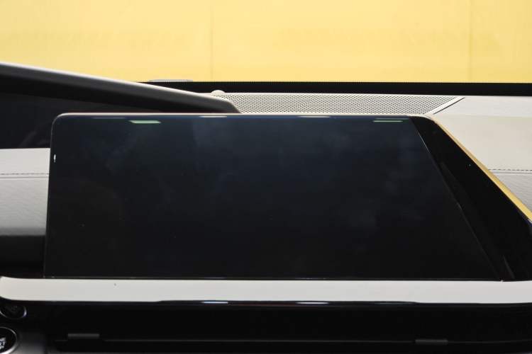 Used CHANGAN UNI-V 2022 1.5T Smart Navigation Version Interior 7