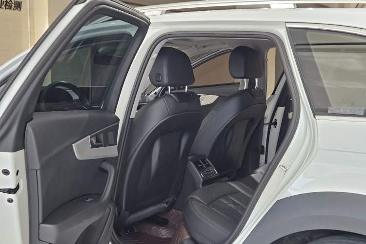 Used Audi A4 2017 45 TFSI allroad quattro Fashion Edition
