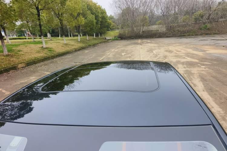 Used Dongfeng Aeolus Yixuan MAX 2023 1.5T Ultra-Stylish Trendsetting Dad Edition
