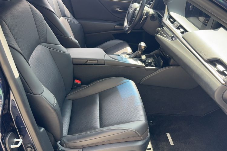 Used Lexus ES 2020 200 Excellence Edition
